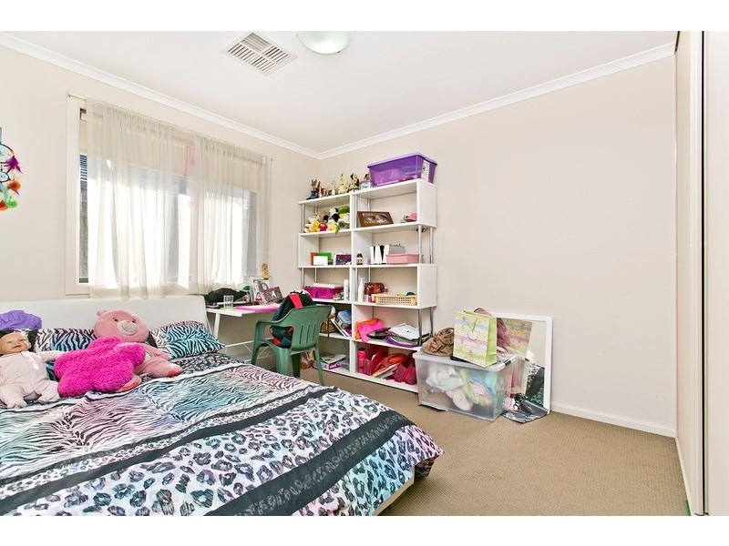 35 Coonawarra Avenue, Andrews Farm SA 5114