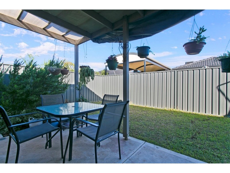 35 Coonawarra Avenue, Andrews Farm SA 5114