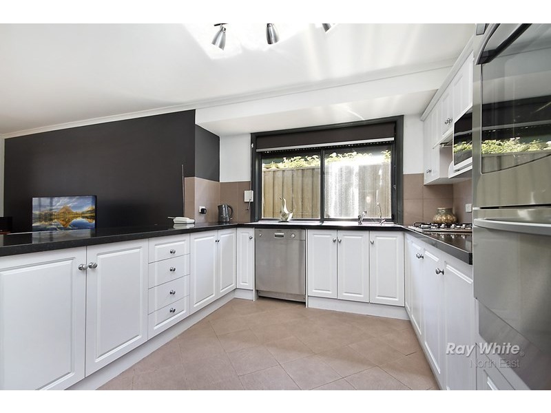 30 Pantowora Drive, Hope Valley SA 5090