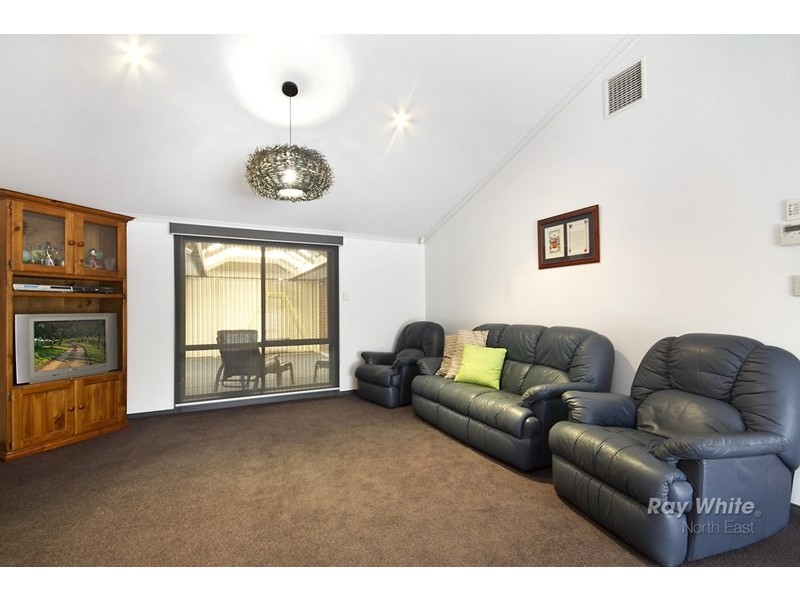 30 Pantowora Drive, Hope Valley SA 5090