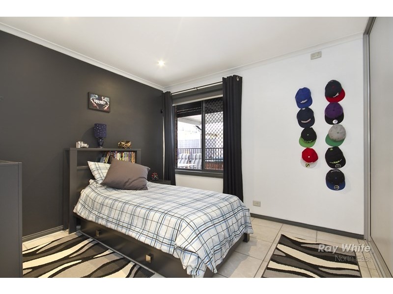 30 Pantowora Drive, Hope Valley SA 5090