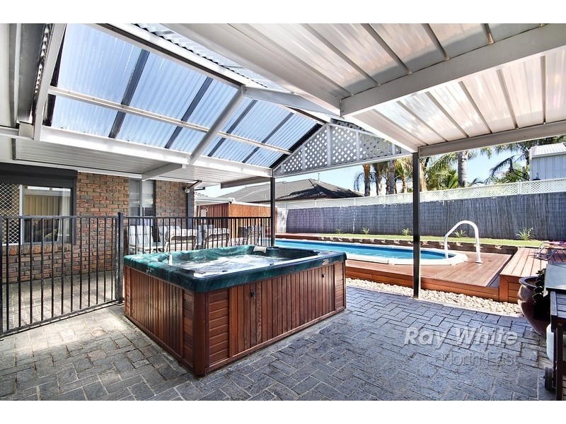 30 Pantowora Drive, Hope Valley SA 5090