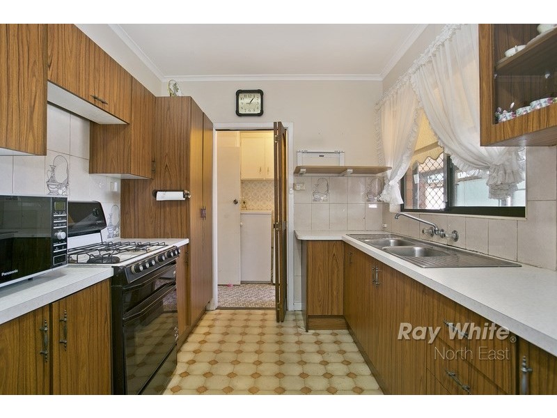 9 Ivan Street, Para Hills SA 5096