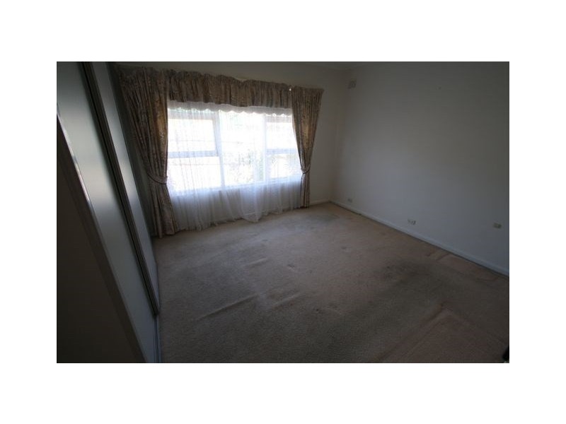 34 Pamela Drive, Para Hills SA 5096