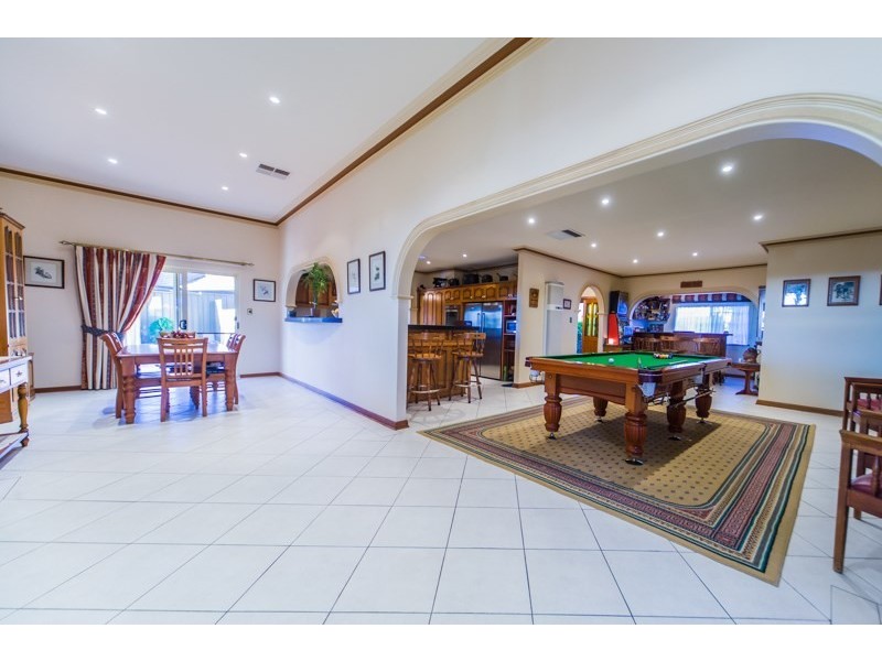 9 Oradala Court, Salisbury Heights SA 5109