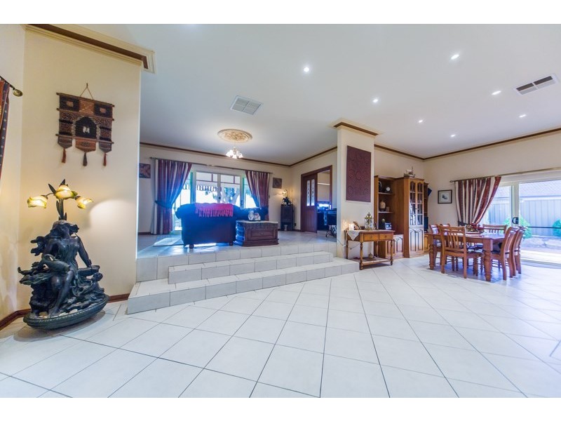 9 Oradala Court, Salisbury Heights SA 5109