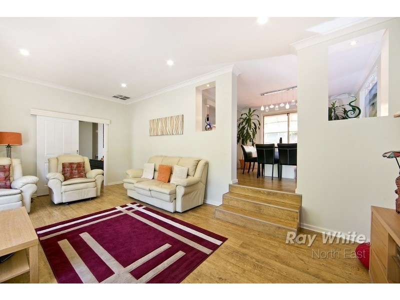 10 Kingfisher Drive, Modbury Heights SA 5092