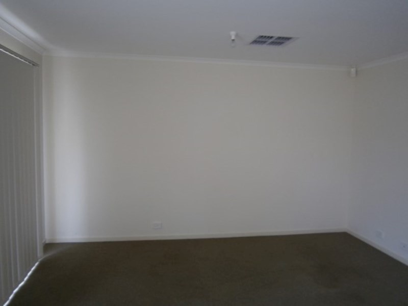 94 Mckenzie Road, Elizabeth Downs SA 5113