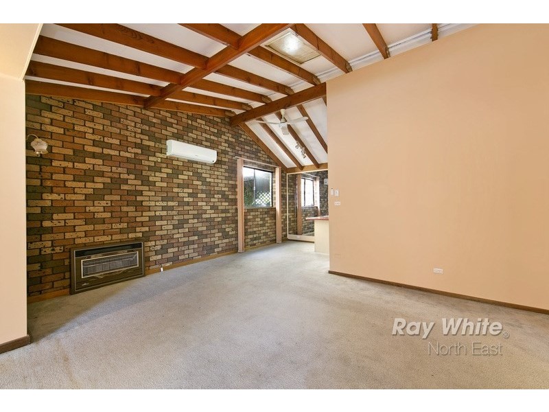 9 Chapman Crescent, Redwood Park SA 5097