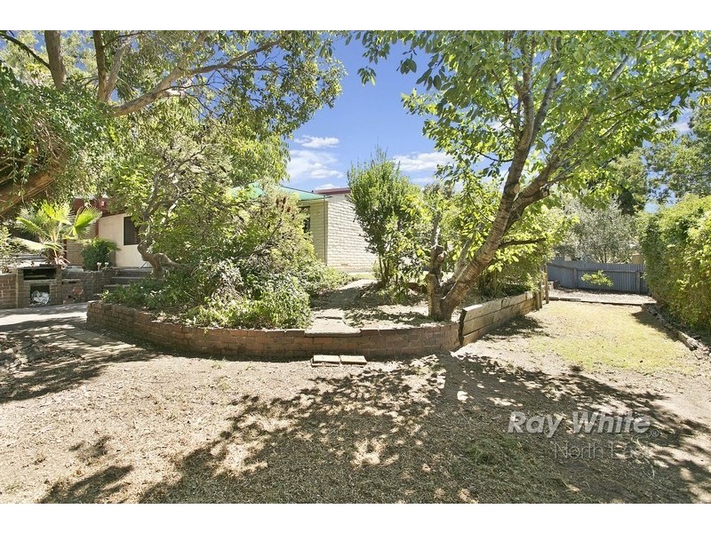 9 Chapman Crescent, Redwood Park SA 5097