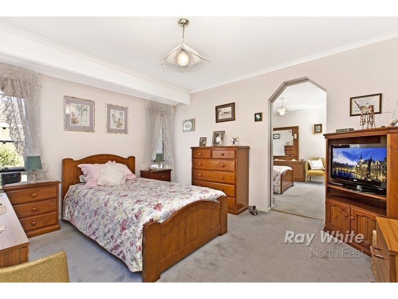 1 Jean Court, Golden Grove SA 5125