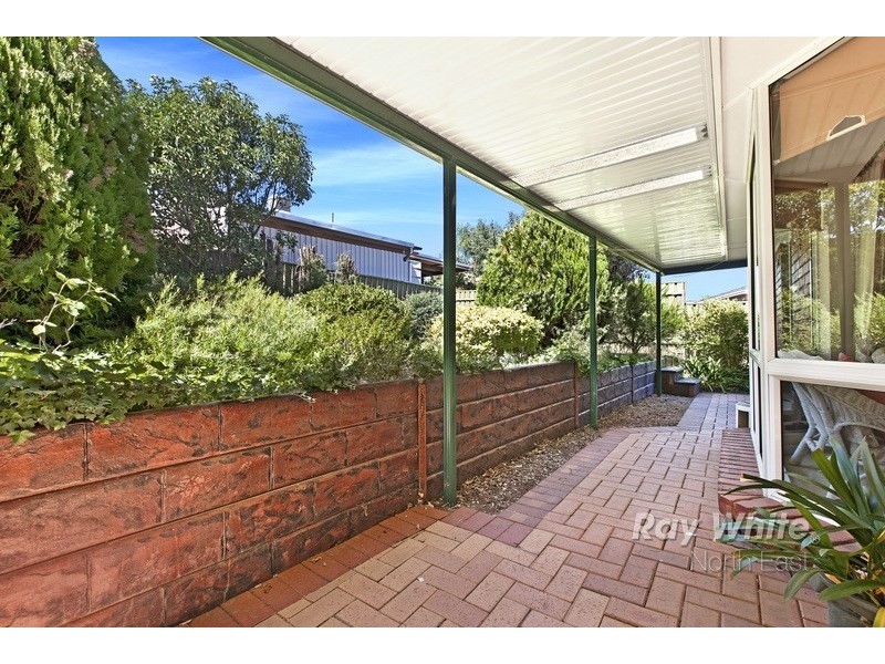 1 Jean Court, Golden Grove SA 5125