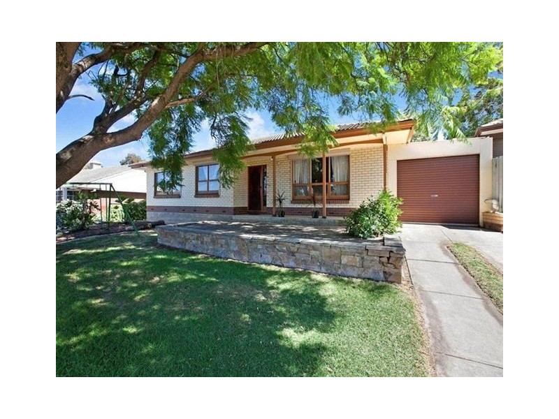 44 Flockhart Avenue, Valley View SA 5093