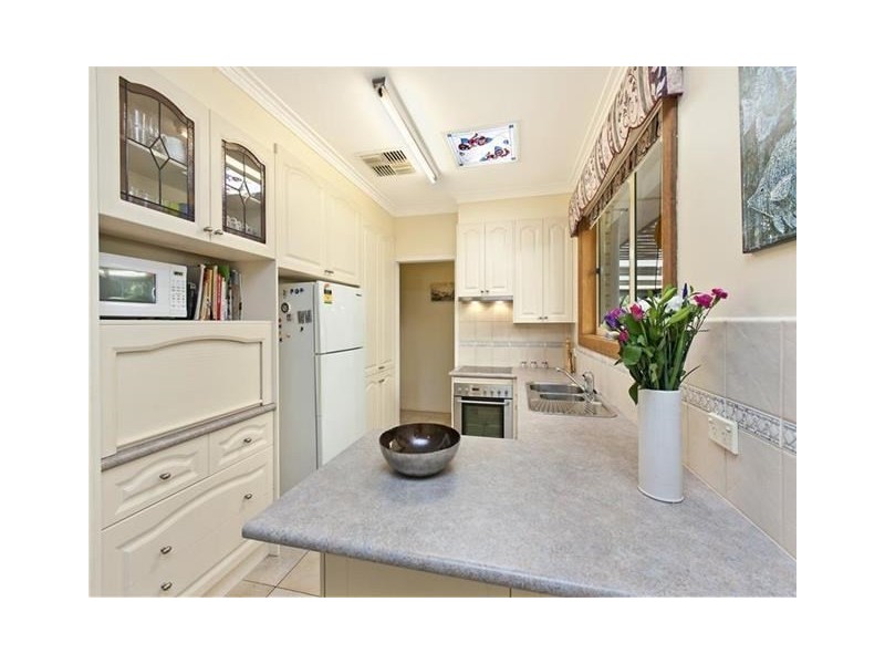 44 Flockhart Avenue, Valley View SA 5093