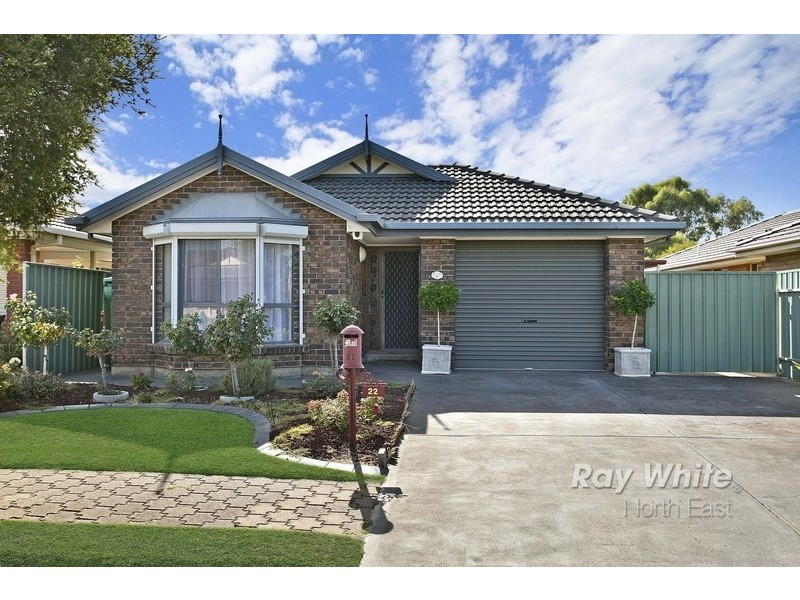 22 Lakeside Drive, Paralowie SA 5108