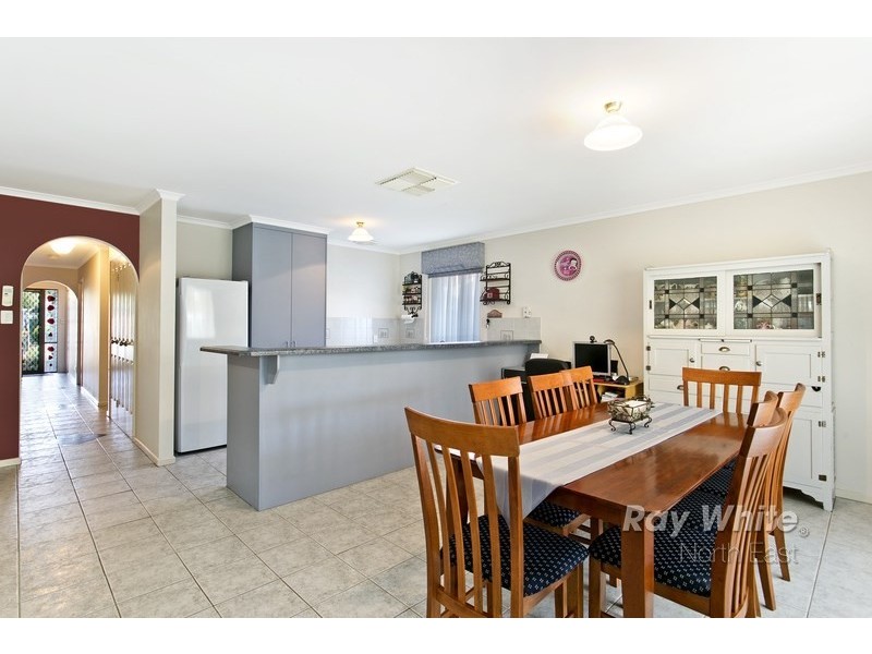 22 Lakeside Drive, Paralowie SA 5108