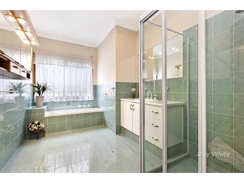 6 Madeline Court, Wynn Vale SA 5127