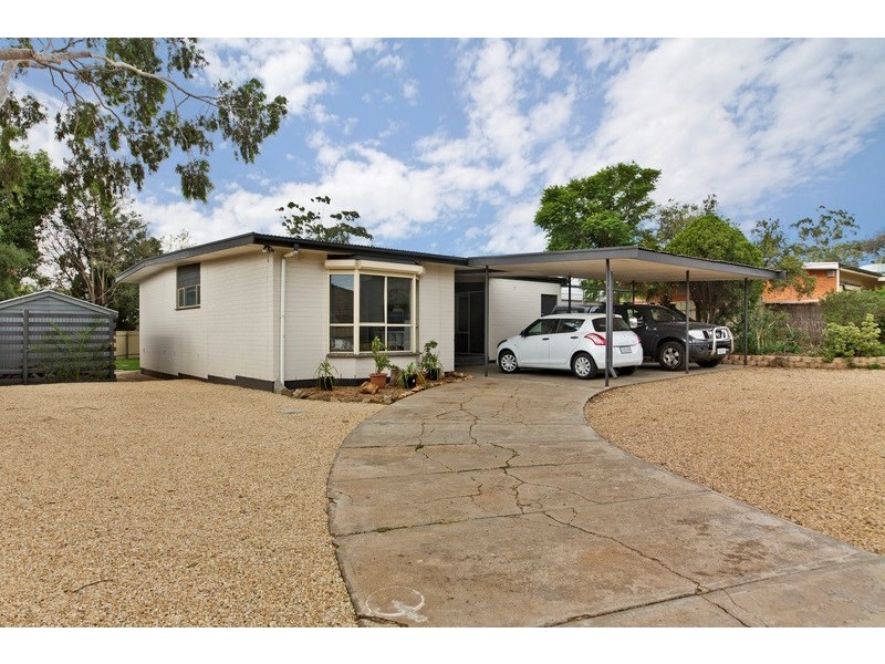 4 Gould Street, Para Hills SA 5096