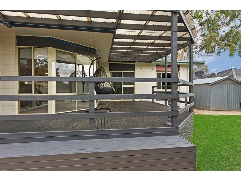 4 Gould Street, Para Hills SA 5096