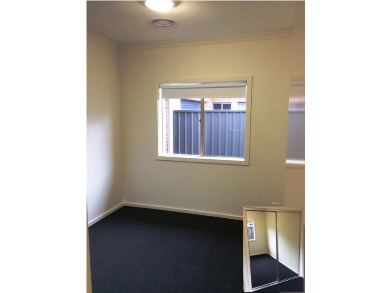 33 Margaret Crescent, Blakeview SA 5114