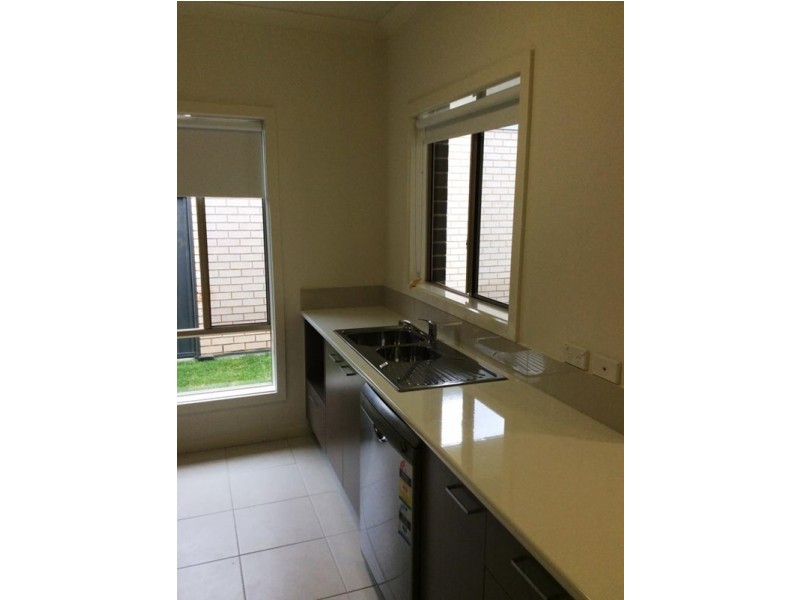 33 Margaret Crescent, Blakeview SA 5114