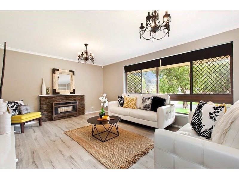 11 Greenwood Drive, St Agnes SA 5097