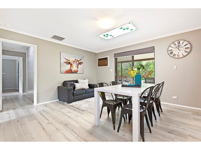 11 Greenwood Drive, St Agnes SA 5097