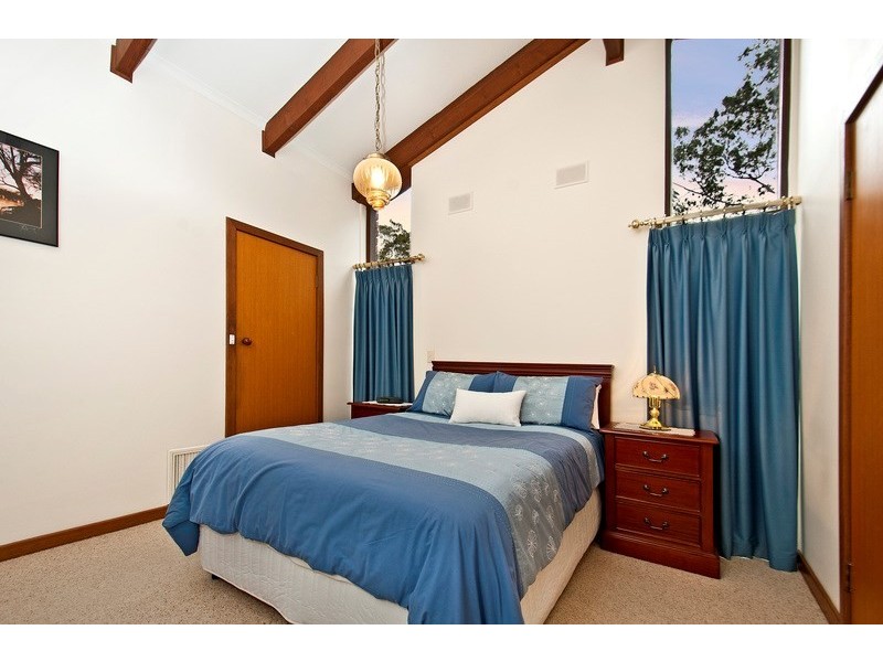 2 Kinnaird Crescent, Highbury SA 5089