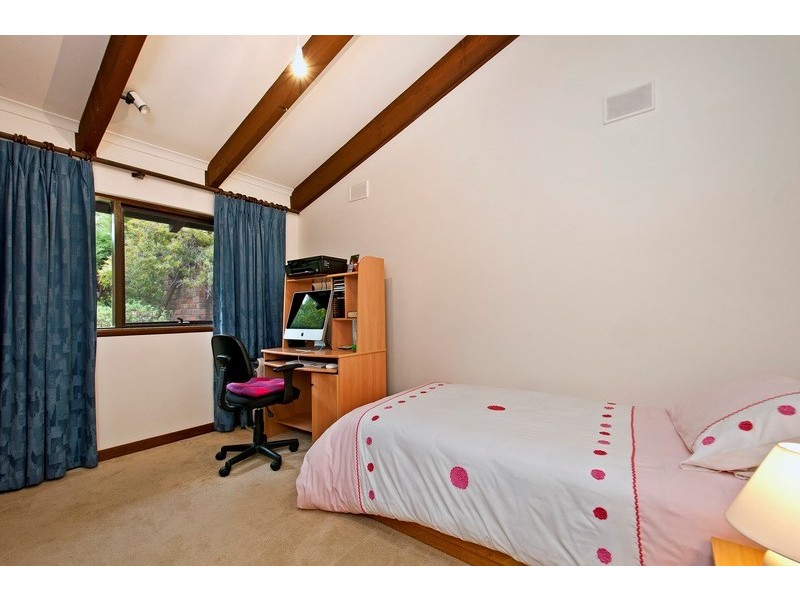 2 Kinnaird Crescent, Highbury SA 5089