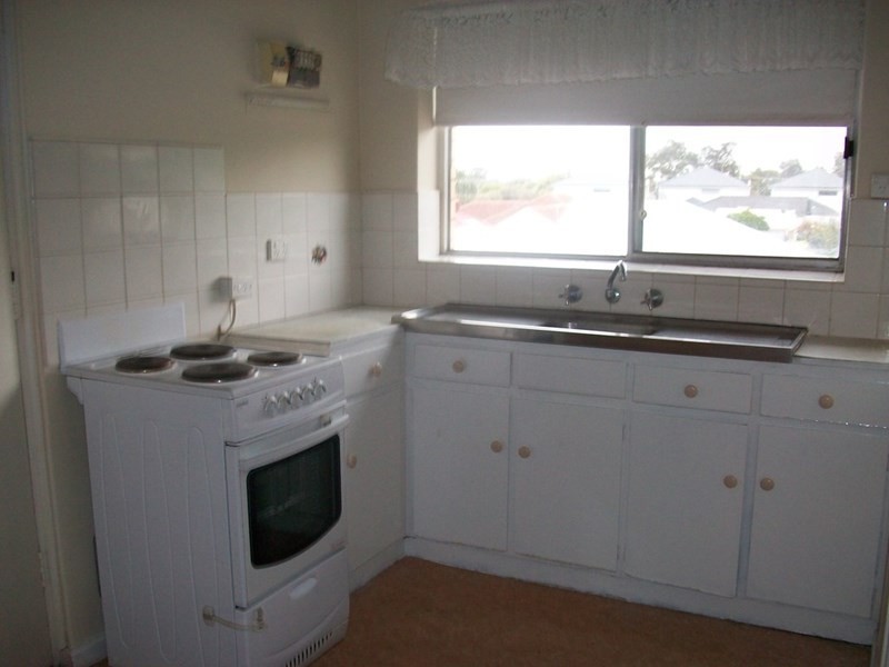 Unit 8/14 Montrose Avenue, Seaton SA 5023