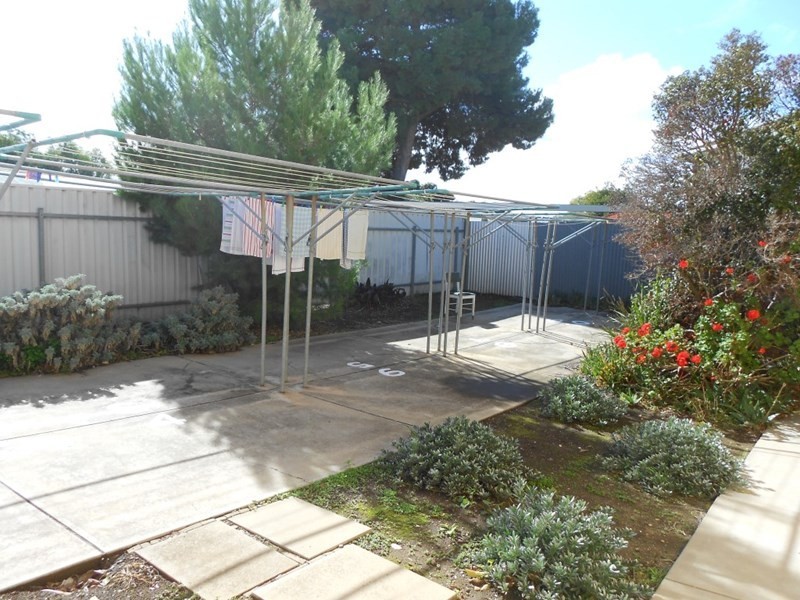 Unit 8/14 Montrose Avenue, Seaton SA 5023