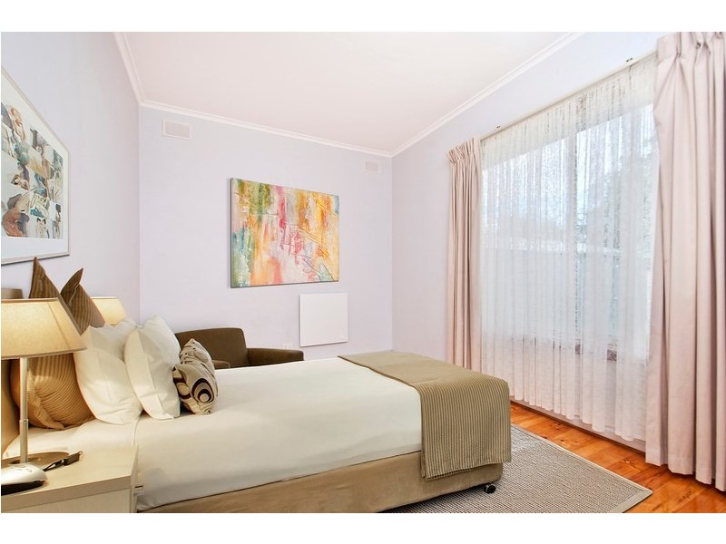 22 Kelly Road, Valley View SA 5093