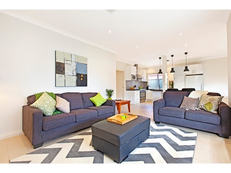 4 Banrock Place, Mawson Lakes SA 5095