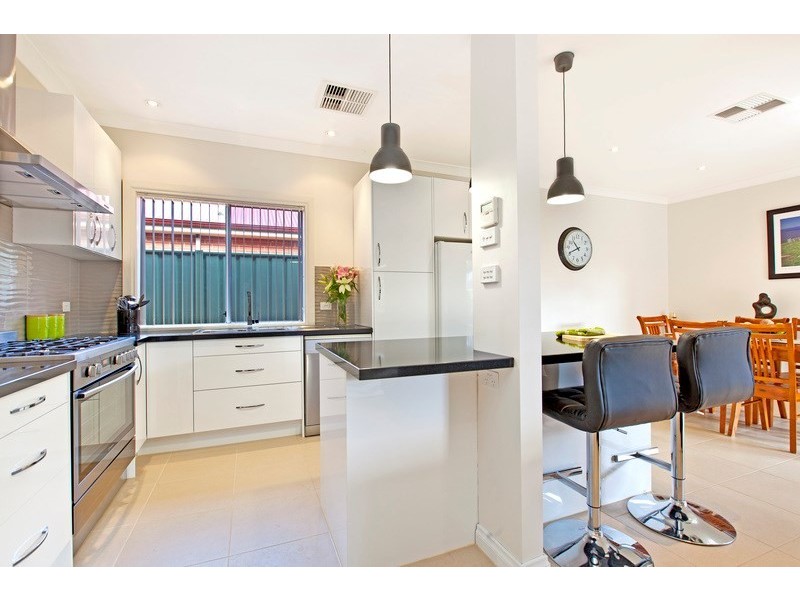 4 Banrock Place, Mawson Lakes SA 5095