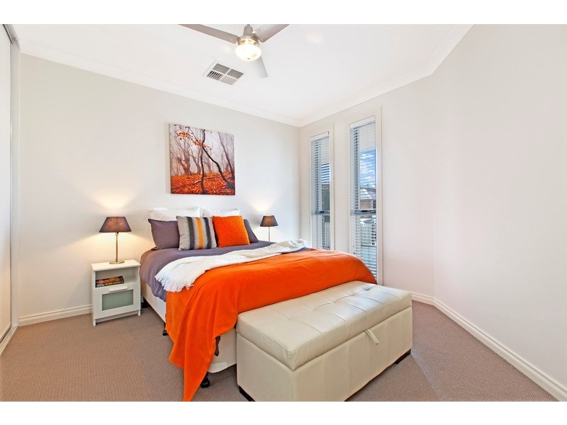 4 Banrock Place, Mawson Lakes SA 5095