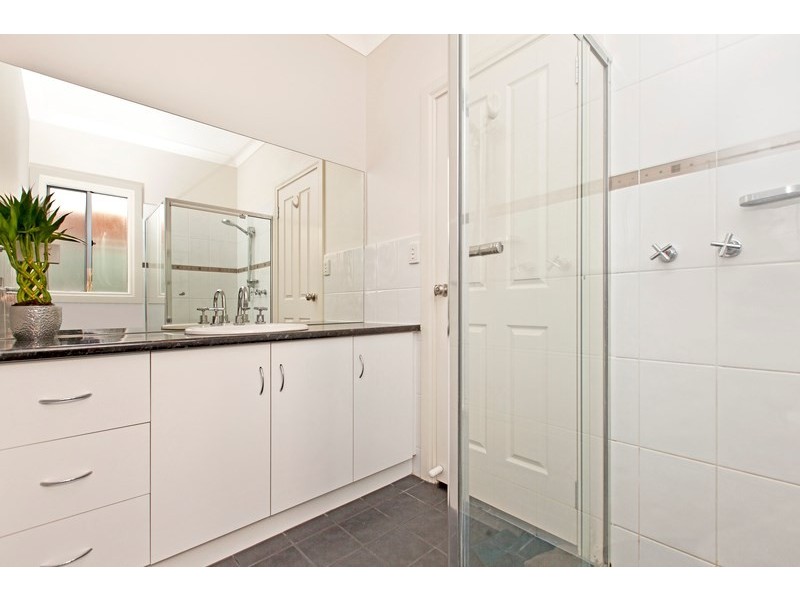 4 Banrock Place, Mawson Lakes SA 5095