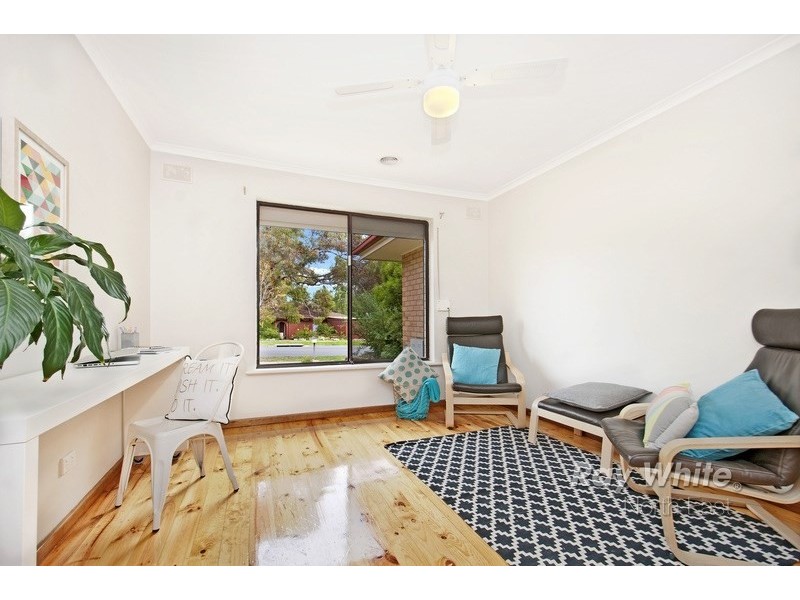 18 Doradus Avenue, St Agnes SA 5097