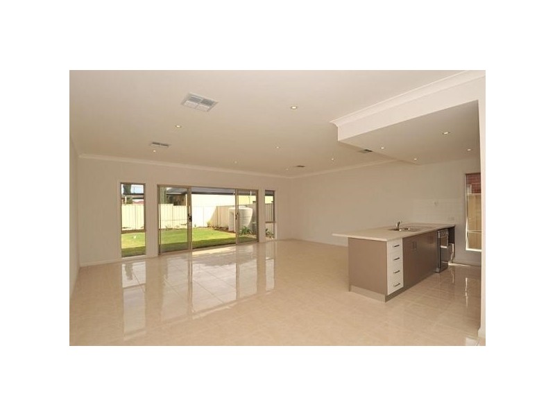 4A Stock Avenue, Campbelltown SA 5074