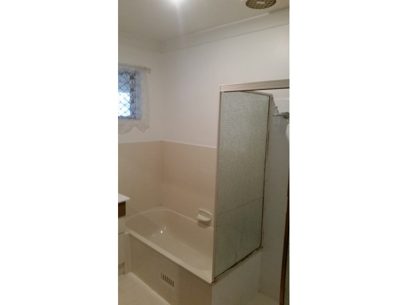 12 Penelope Avenue, Valley View SA 5093
