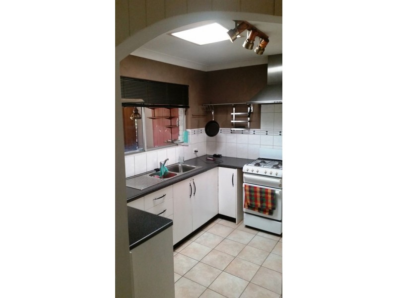 12 Penelope Avenue, Valley View SA 5093