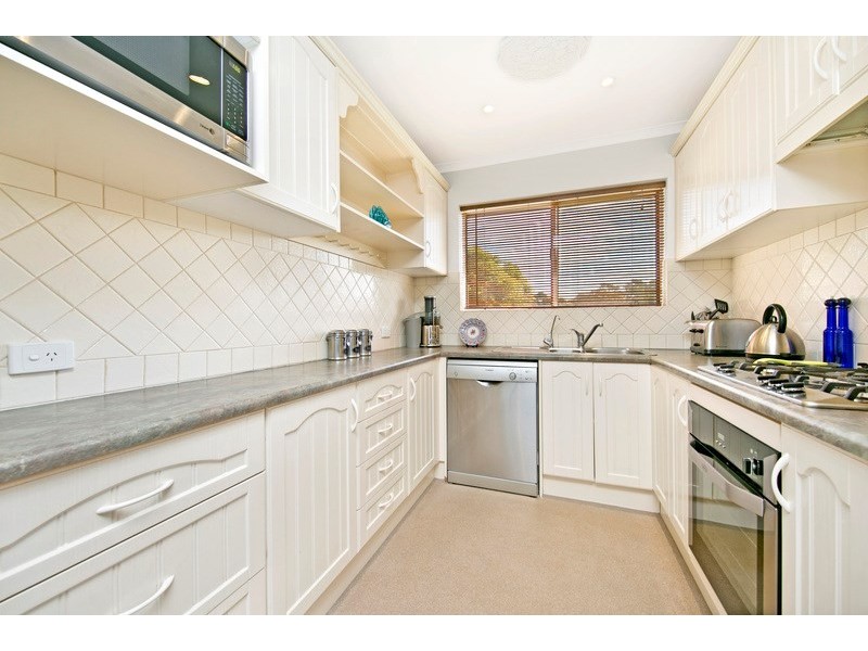 24 Minnamurra Drive, Redwood Park SA 5097