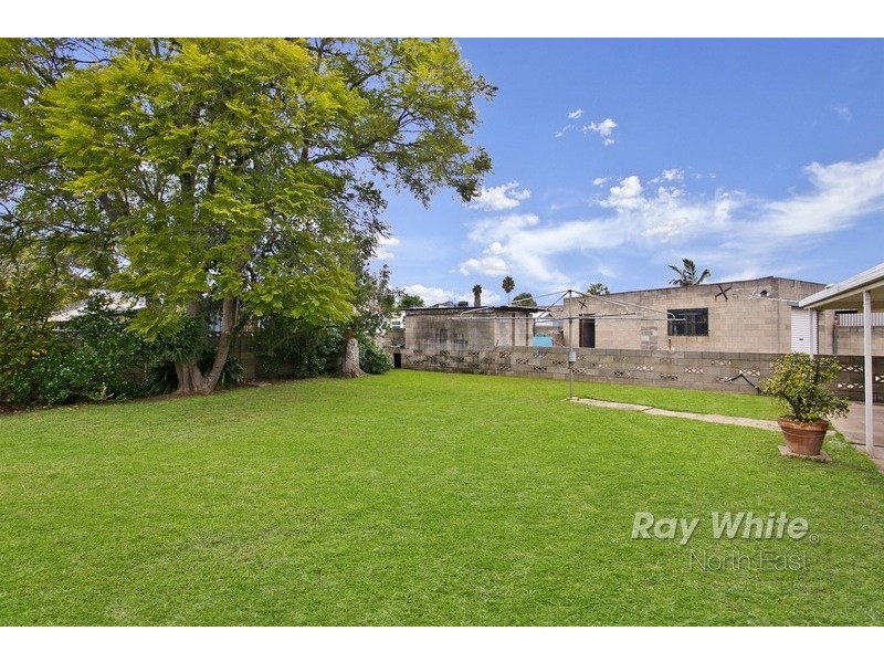 7 Novak Crescent, Valley View SA 5093