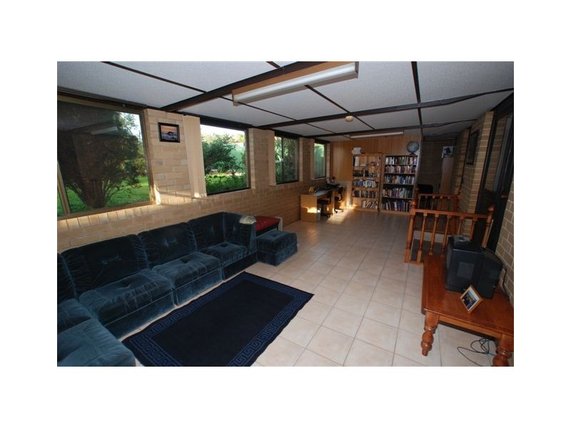 25 Taworri Road, Fairview Park SA 5126