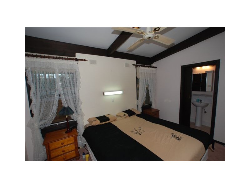 25 Taworri Road, Fairview Park SA 5126