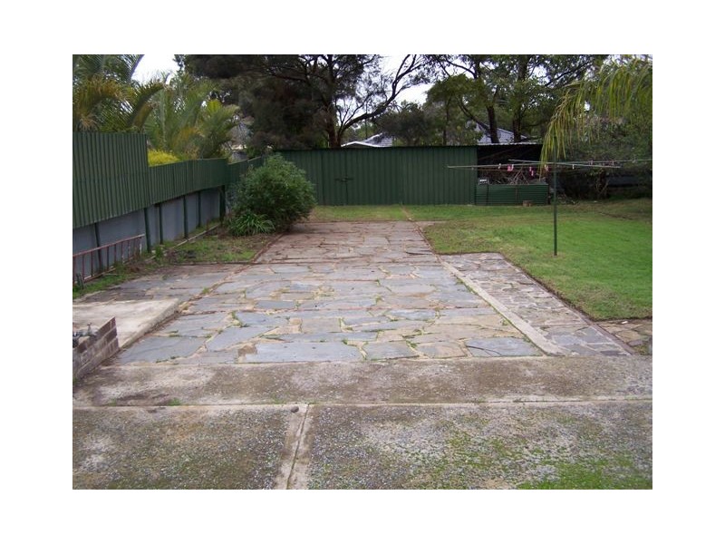 4 Britten Avenue, Modbury SA 5092