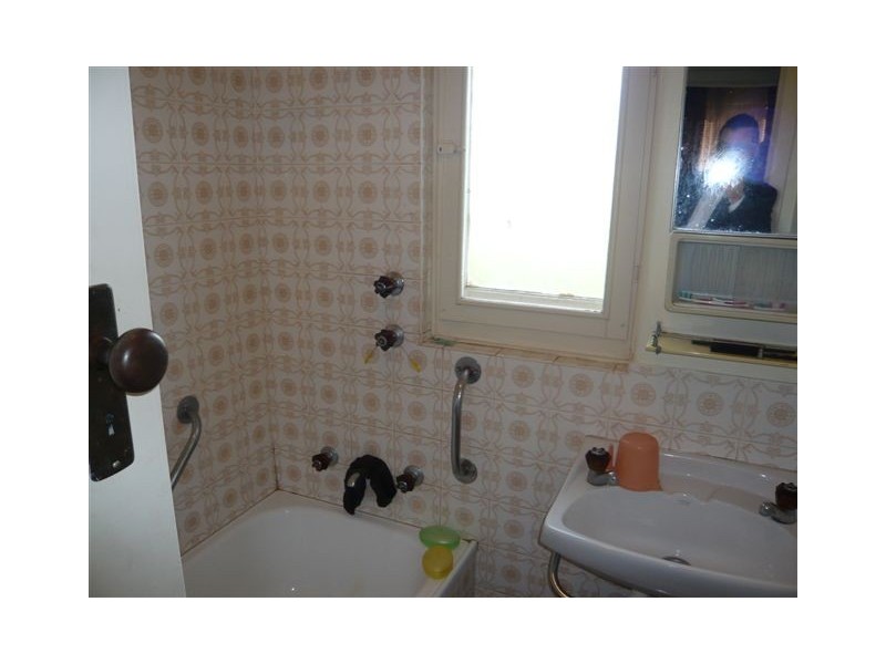 9 Walton Avenue, Clearview SA 5085