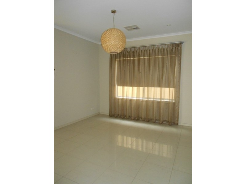 10 Catherine Place, Munno Para West SA 5115