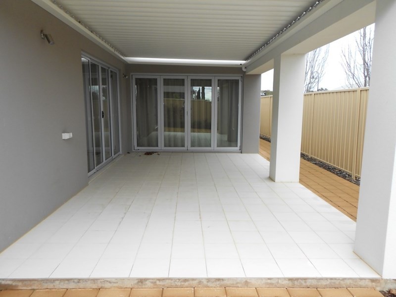 10 Catherine Place, Munno Para West SA 5115