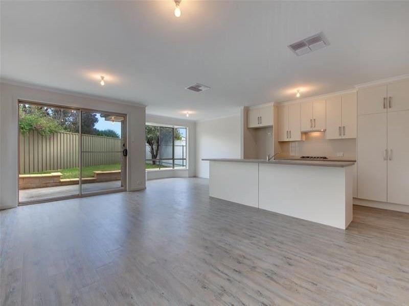 46 Clearview Crescent, Clearview SA 5085