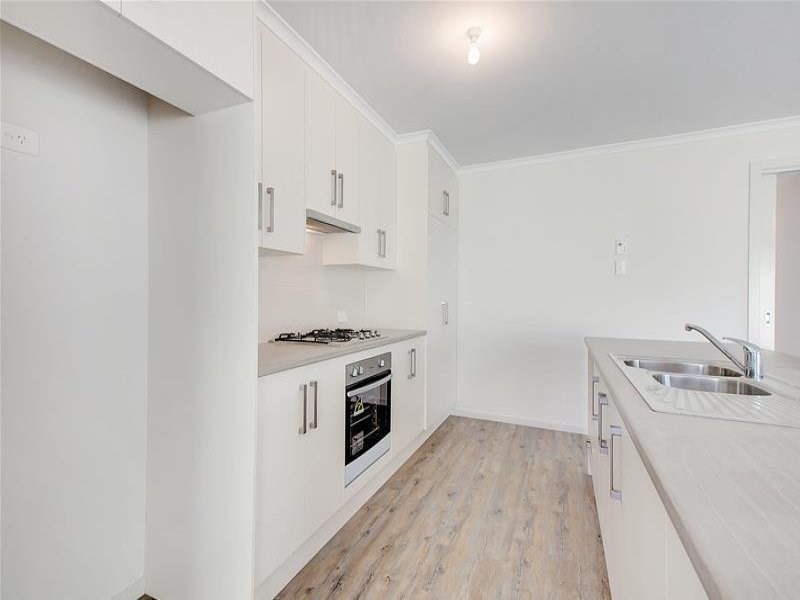 46 Clearview Crescent, Clearview SA 5085